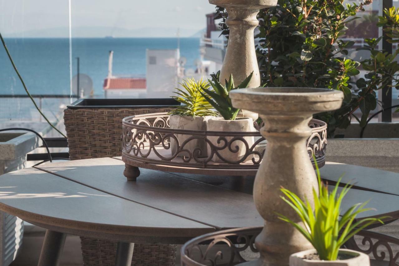 Sea View Super Romantic Apartment Афины Экстерьер фото